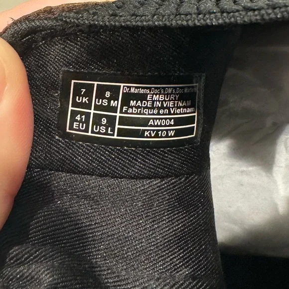 Dr Marten Embury - Picture 6 of 8